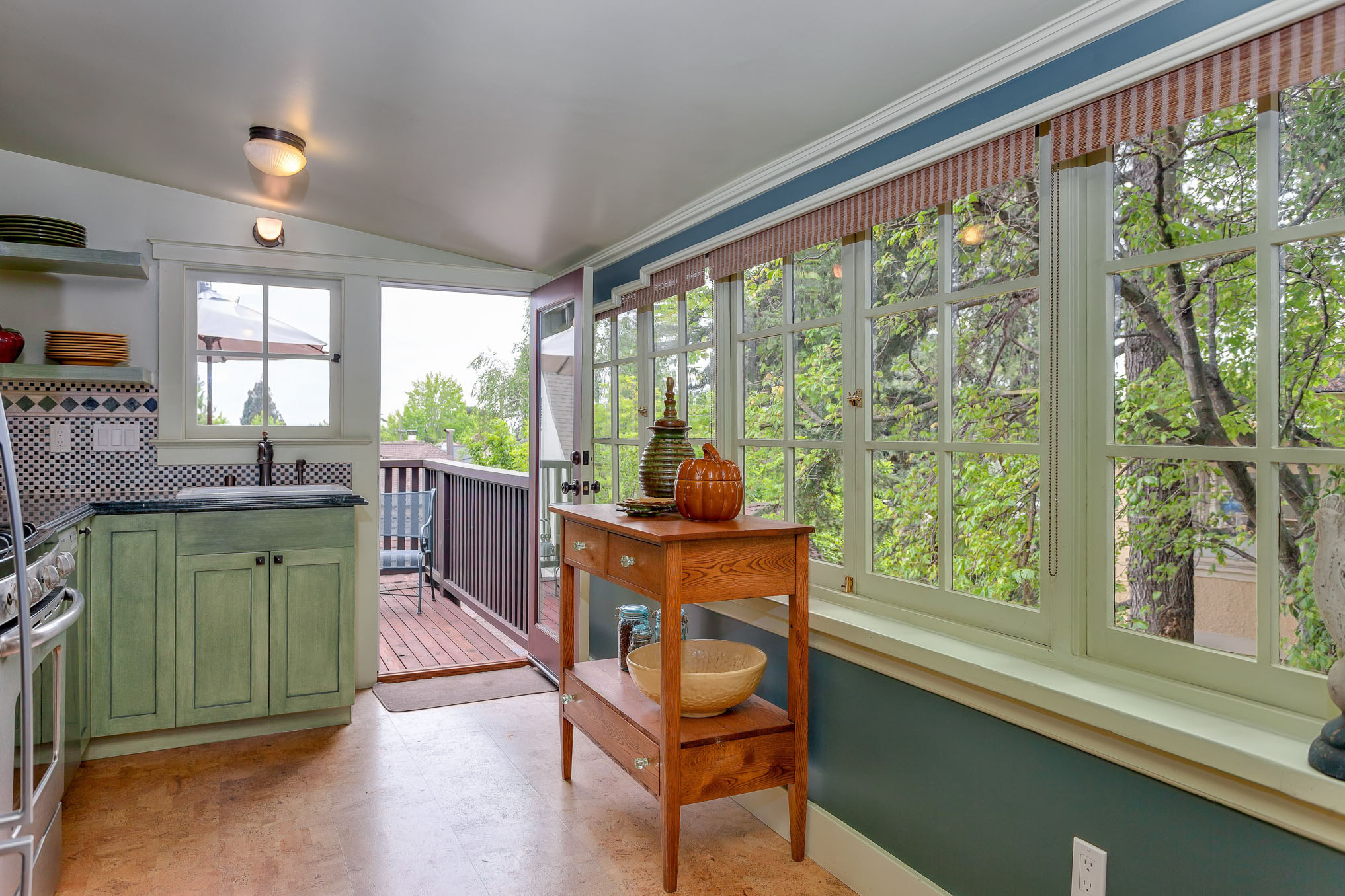  2844 Woolsey St, Berkeley—Condo in historic Tudor house—Andy Read Realtor—Photo 4