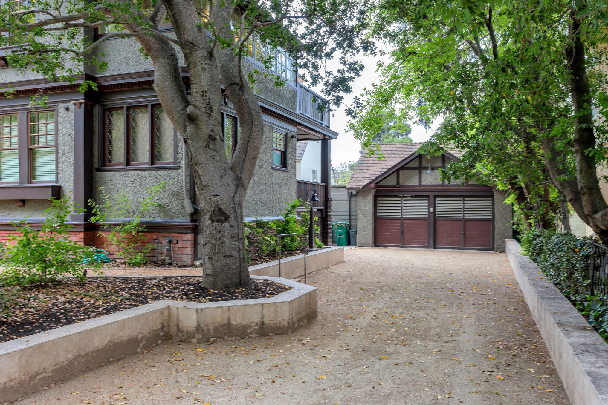 2844 Woolsey St, Berkeley—Condo in historic Tudor house—Andy Read Realtor—Photo 8