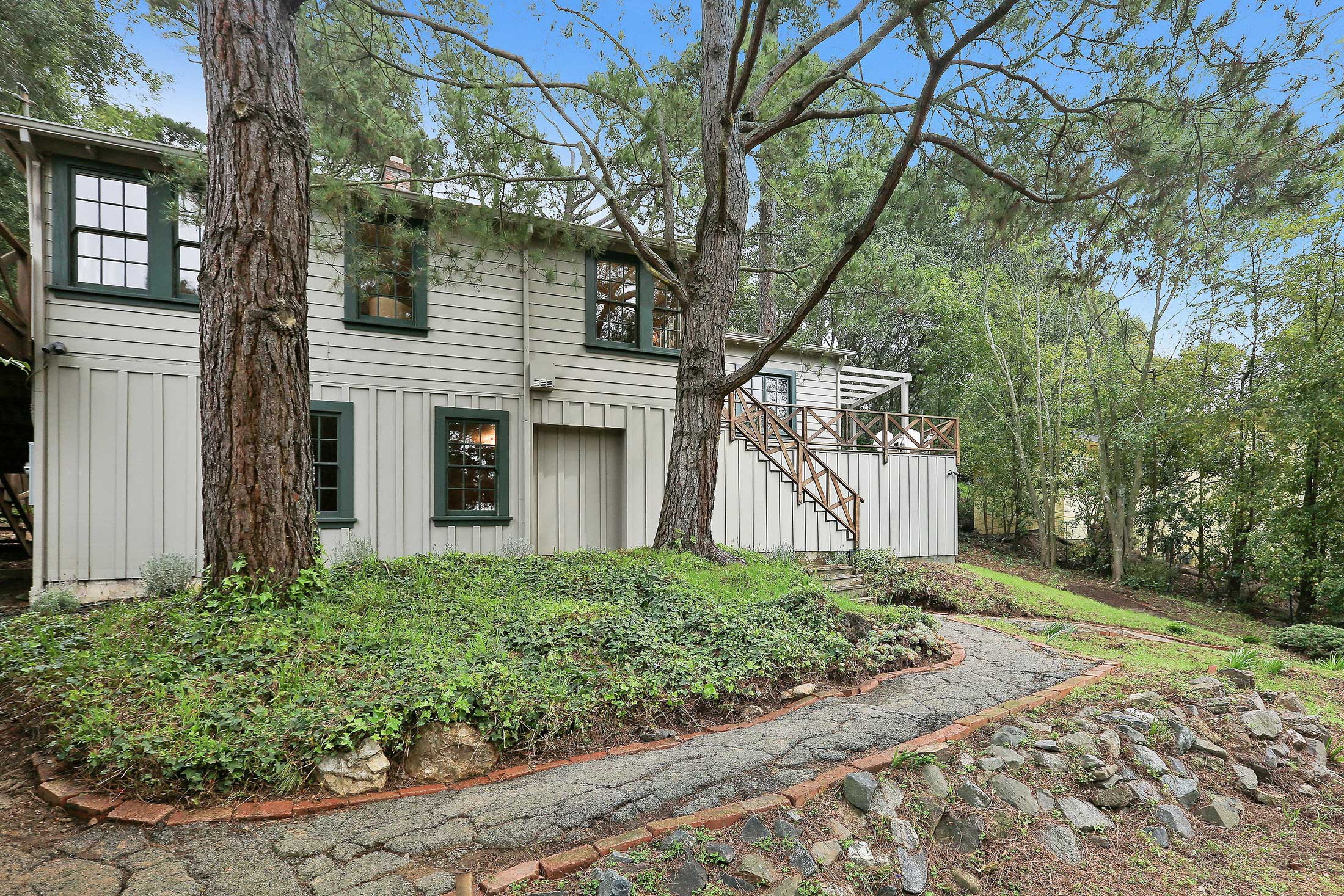  2666 Camino Lenada, Oakland—Modern Farm House—Andy Read Realtor—Photo 1