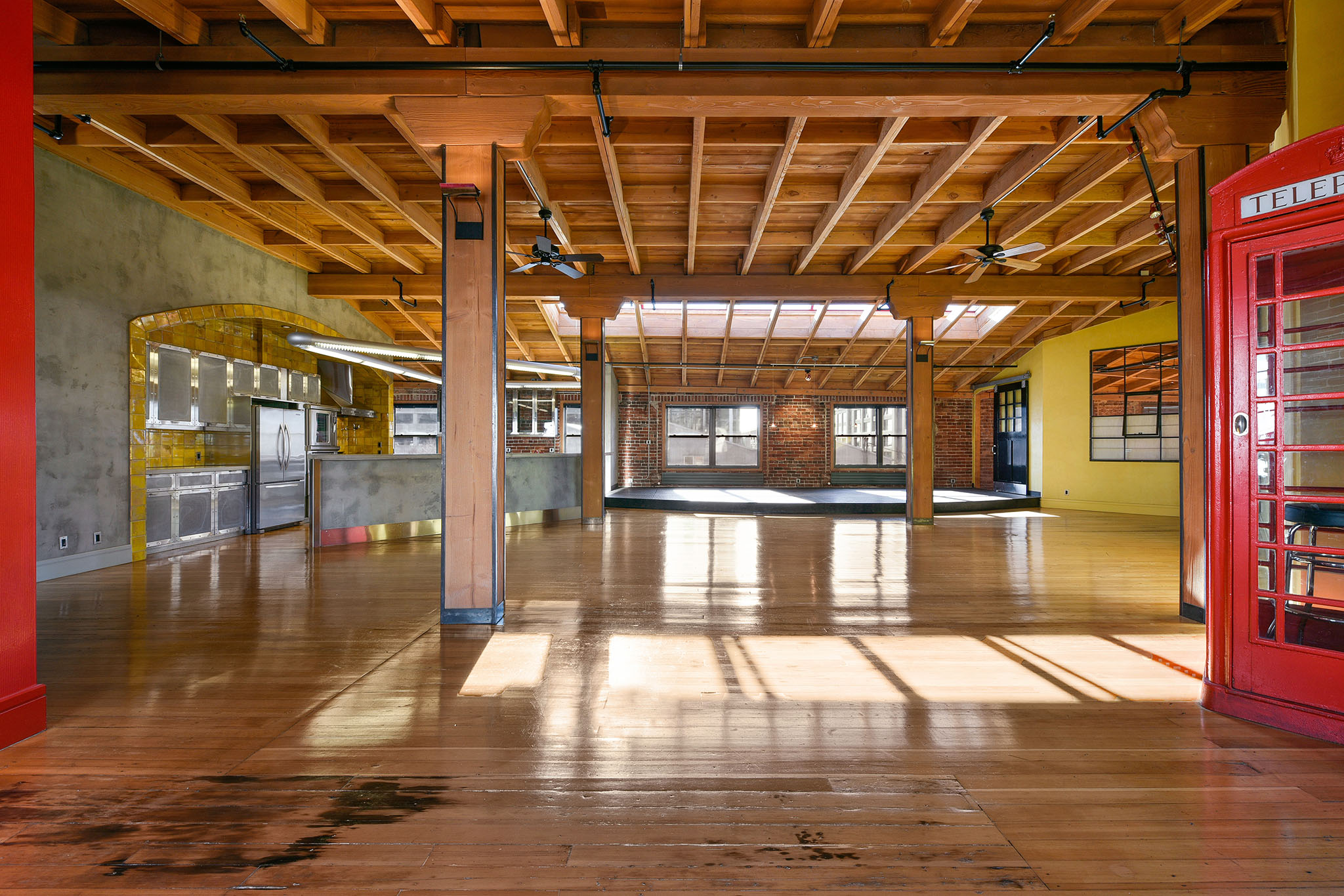  American Bag Building, Oakland—Mixed Use Live/Work Office Building Jack London—Andy Read Realtor—Photo 2