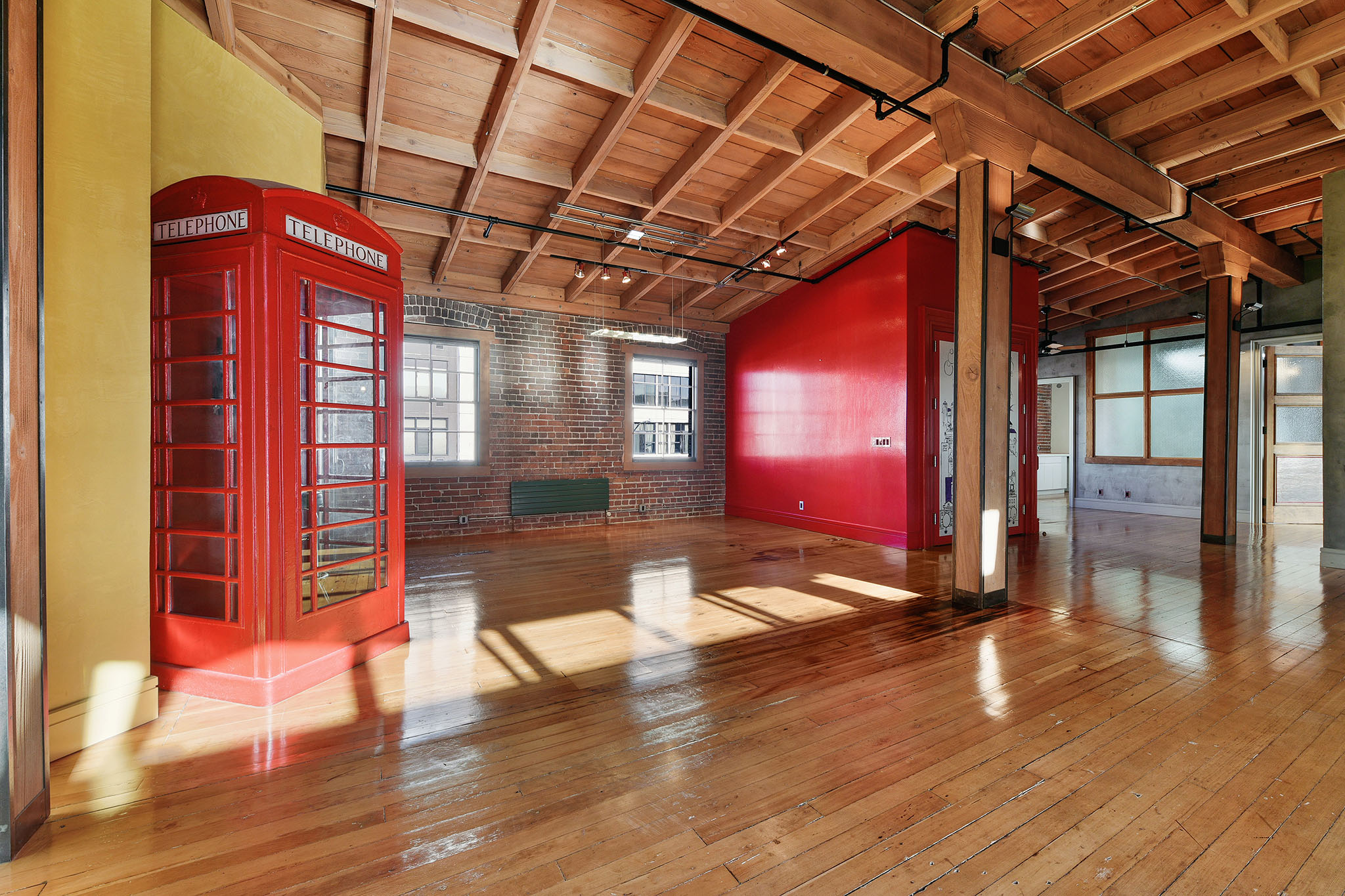  American Bag Building, Oakland—Mixed Use Live/Work Office Building Jack London—Andy Read Realtor—Photo 3