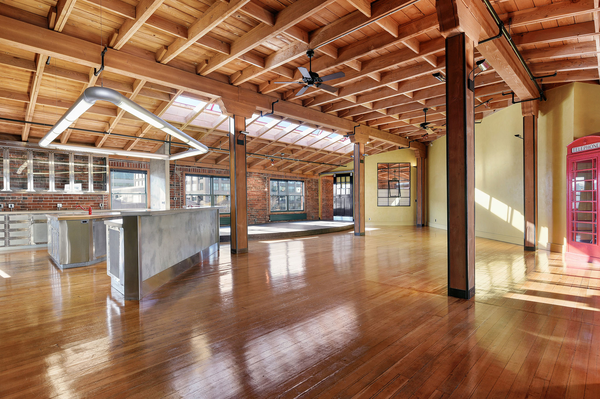  American Bag Building, Oakland—Mixed Use Live/Work Office Building Jack London—Andy Read Realtor—Photo 15
