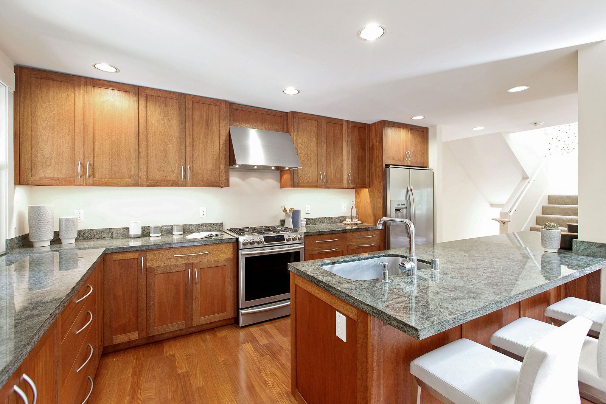  2104 6th St, Berkeley—Modern Loft Style Condo in adaptive re-use—Andy Read Realtor—Photo 6