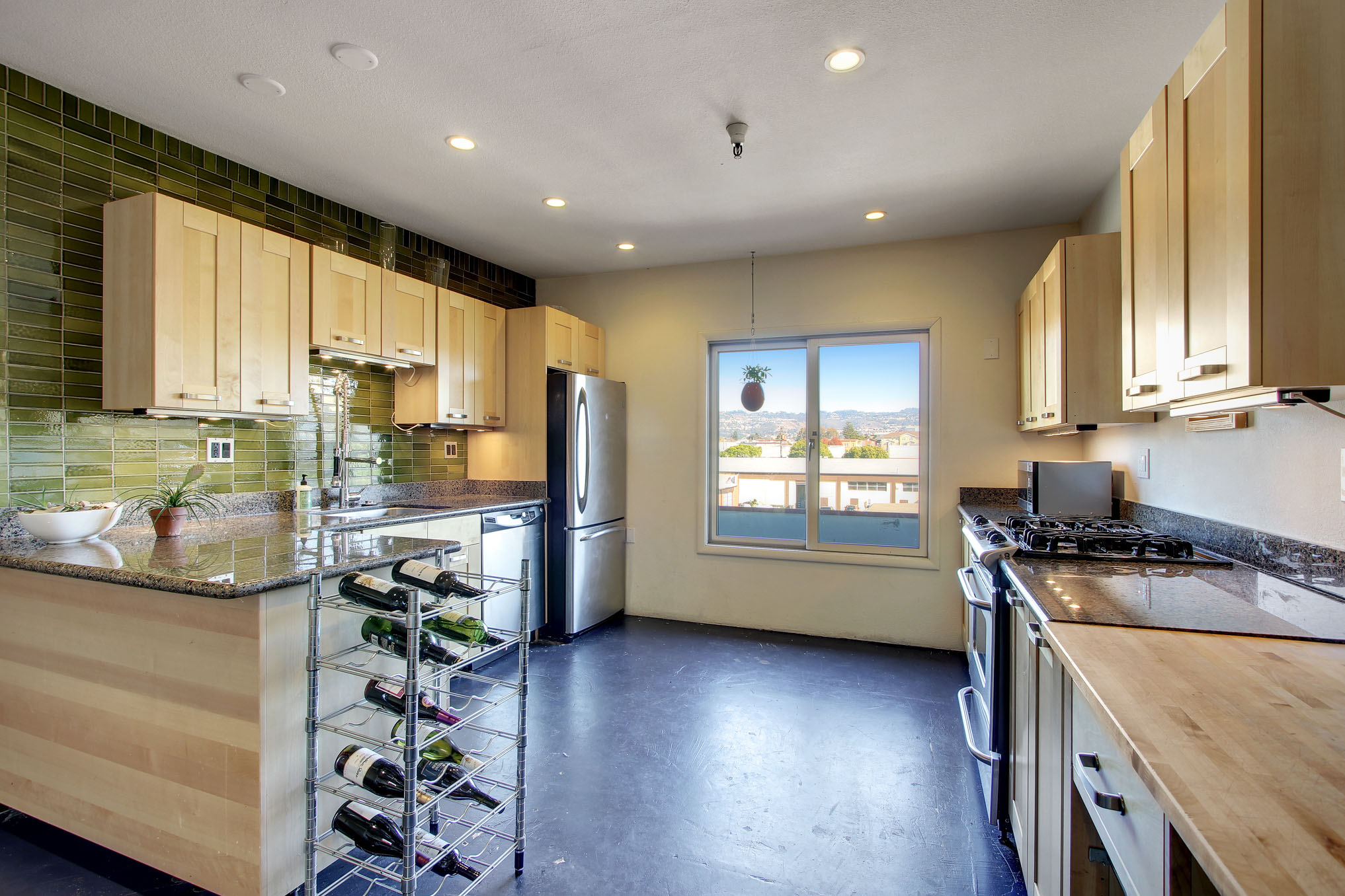  4053 Harlan St #301, Emeryville—Live/Work Loft in Besler Building Lofts historic steam engine manufacturing facility adaptive—Andy Read Realtor—Photo 9