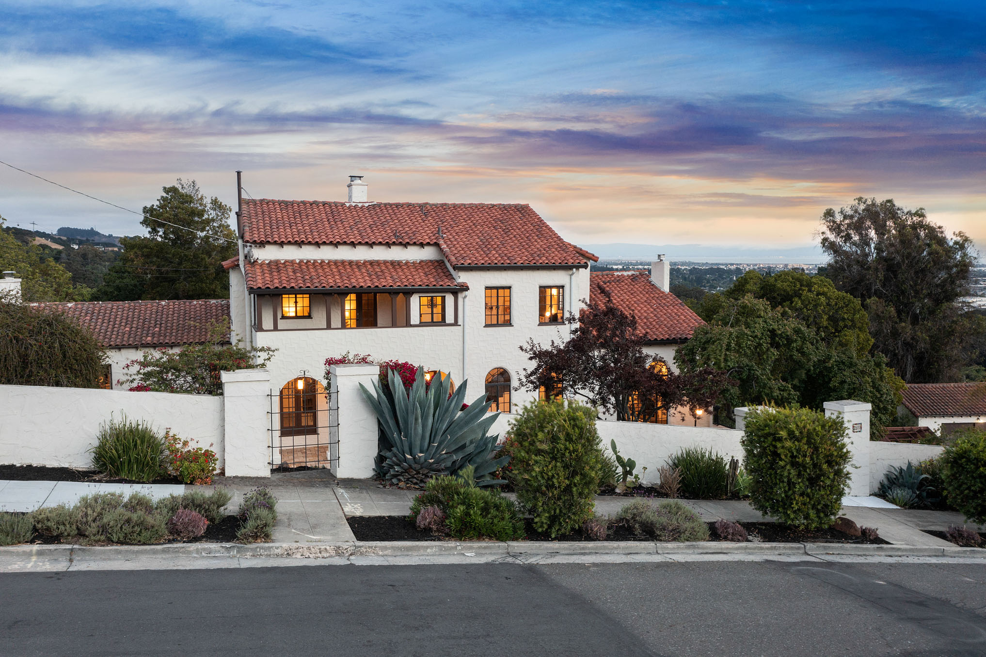  3500 Calandria Ave, Oakland—Spanish Hacienda Mediterranean Architecture—Andy Read Realtor—Photo 1