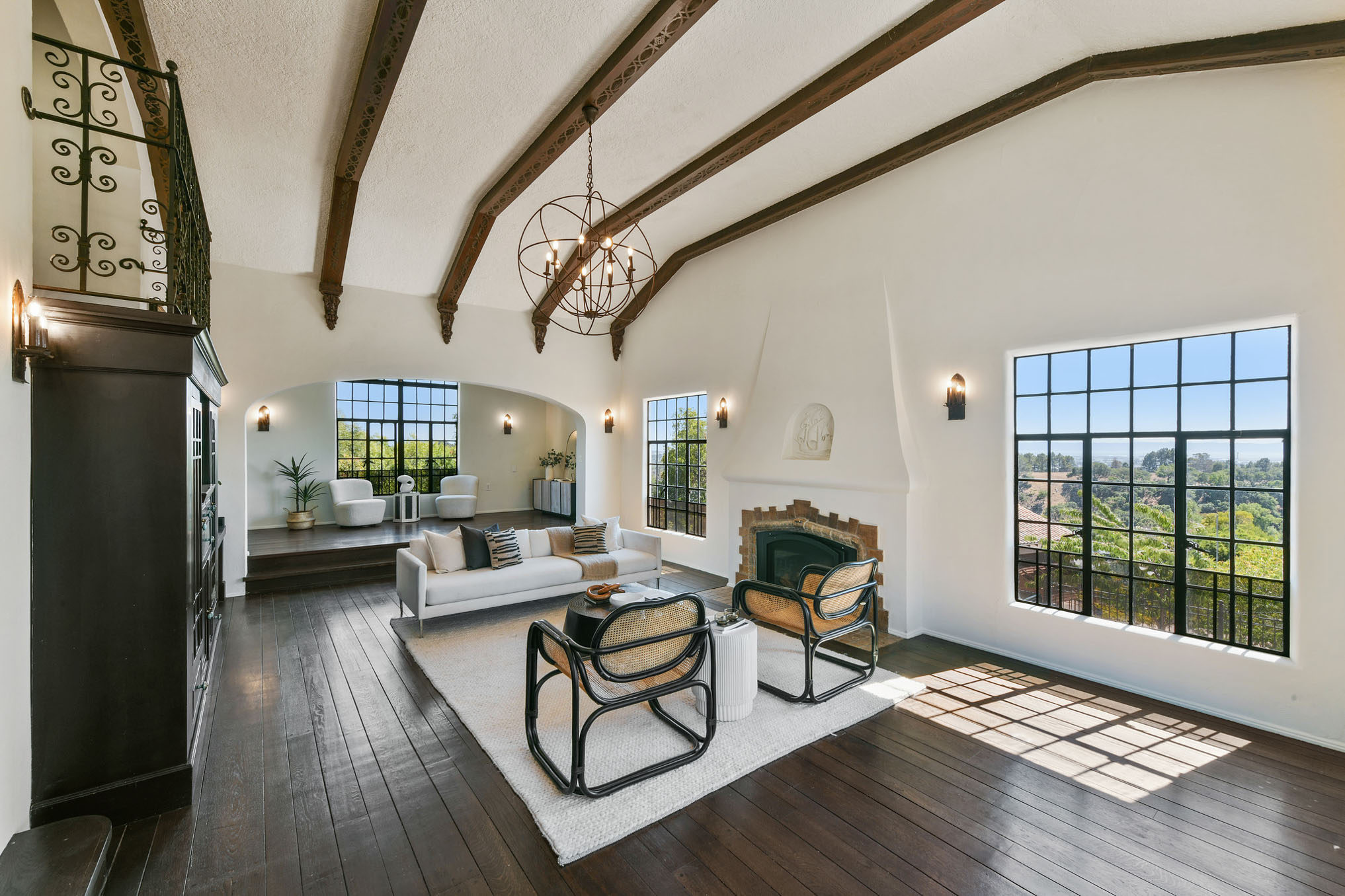  3500 Calandria Ave, Oakland—Spanish Hacienda Mediterranean Architecture—Andy Read Realtor—Photo 4