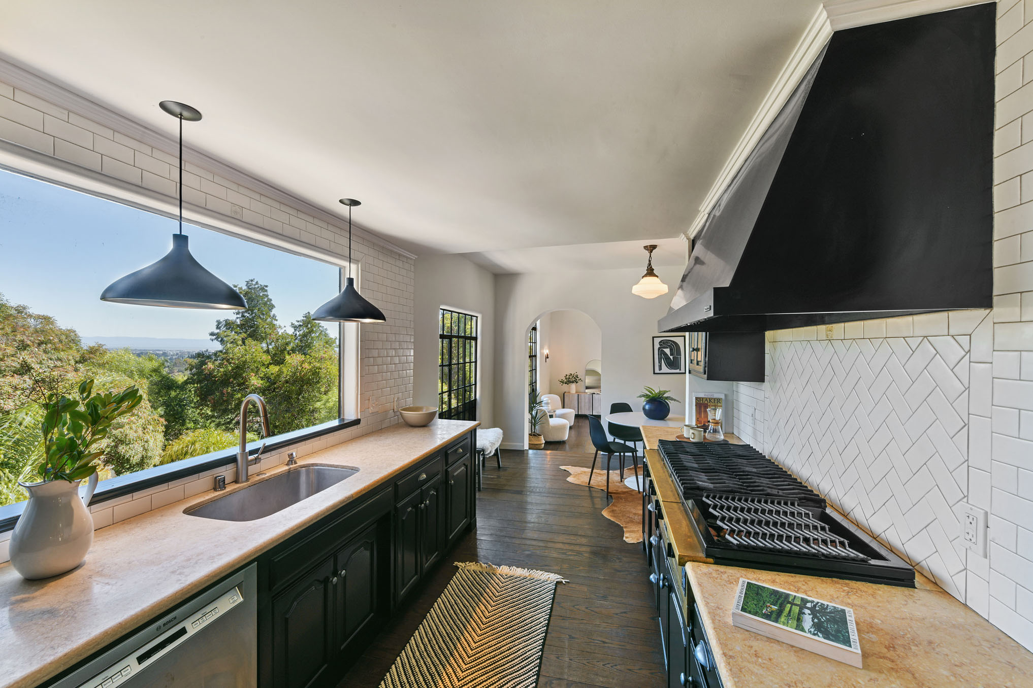  3500 Calandria Ave, Oakland—Spanish Hacienda Mediterranean Architecture—Andy Read Realtor—Photo 9
