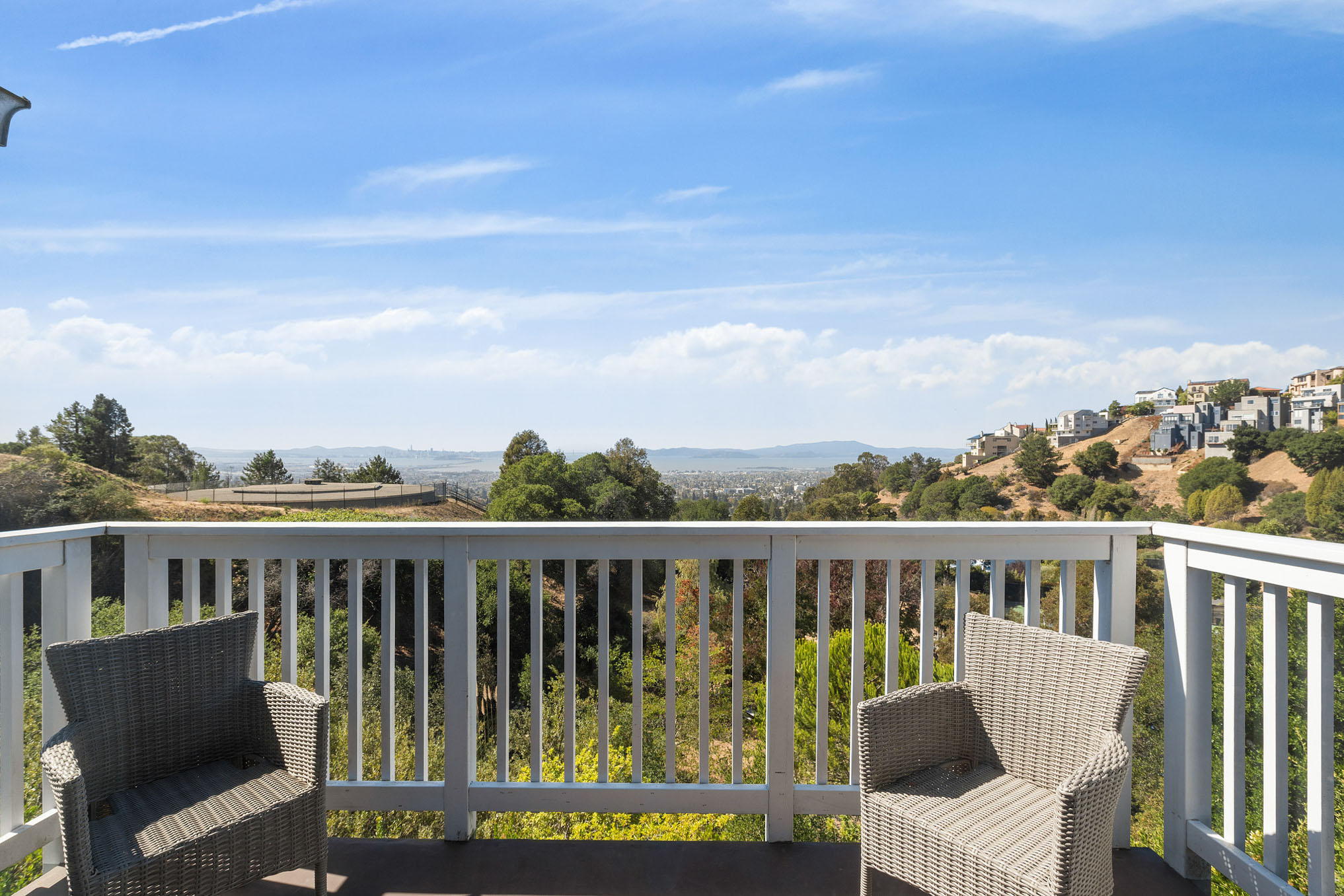  40 Spyglass Hill, Oakland—One Bedroom Condo in Hiller Highlands—Andy Read Realtor—Photo 13