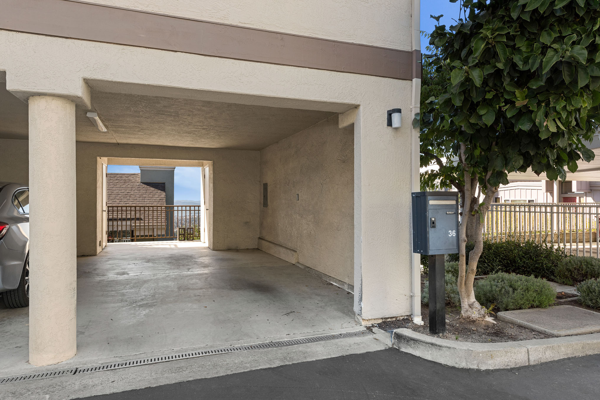  40 Spyglass Hill, Oakland—One Bedroom Condo in Hiller Highlands—Andy Read Realtor—Photo 17