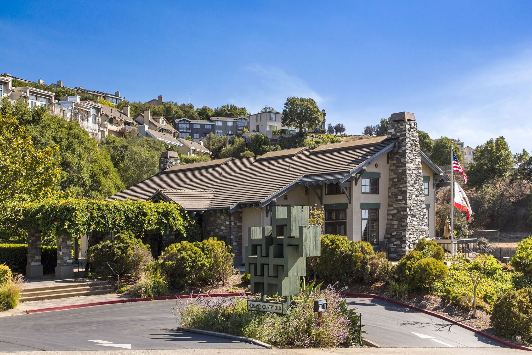  40 Spyglass Hill, Oakland—One Bedroom Condo in Hiller Highlands—Andy Read Realtor—Photo 0