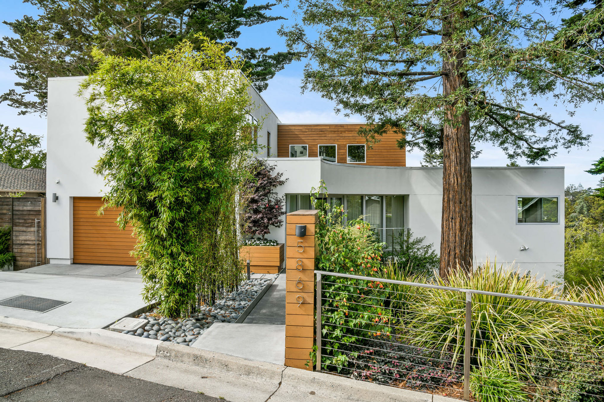  5869 Estates Dr, Oakland—Modern Architecture Oakland Hills Real Estate—Andy Read Realtor—Photo 5
