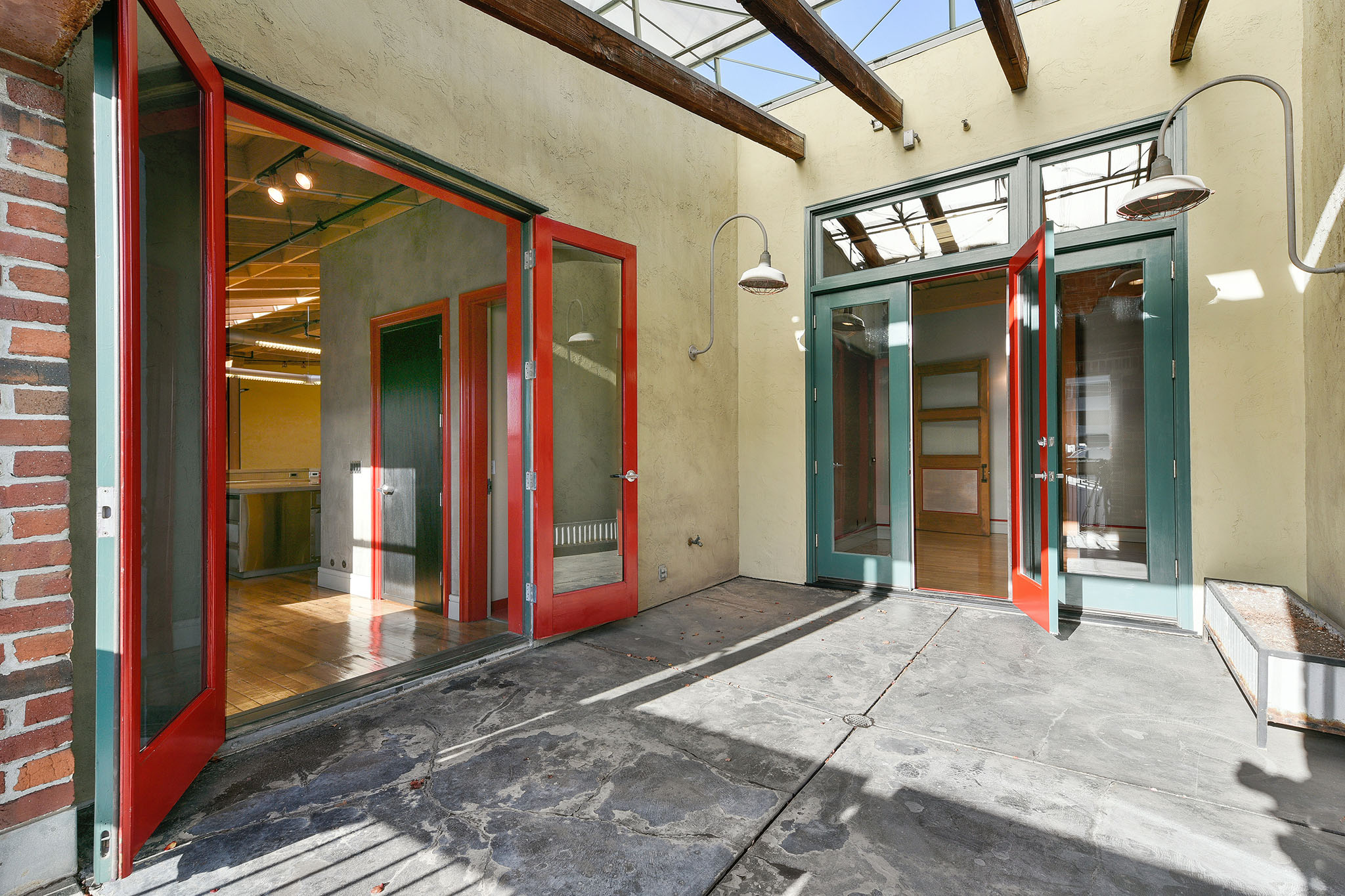  American Bag Building, Oakland—Mixed Use Live/Work Office Building Jack London—Andy Read Realtor—Photo 10