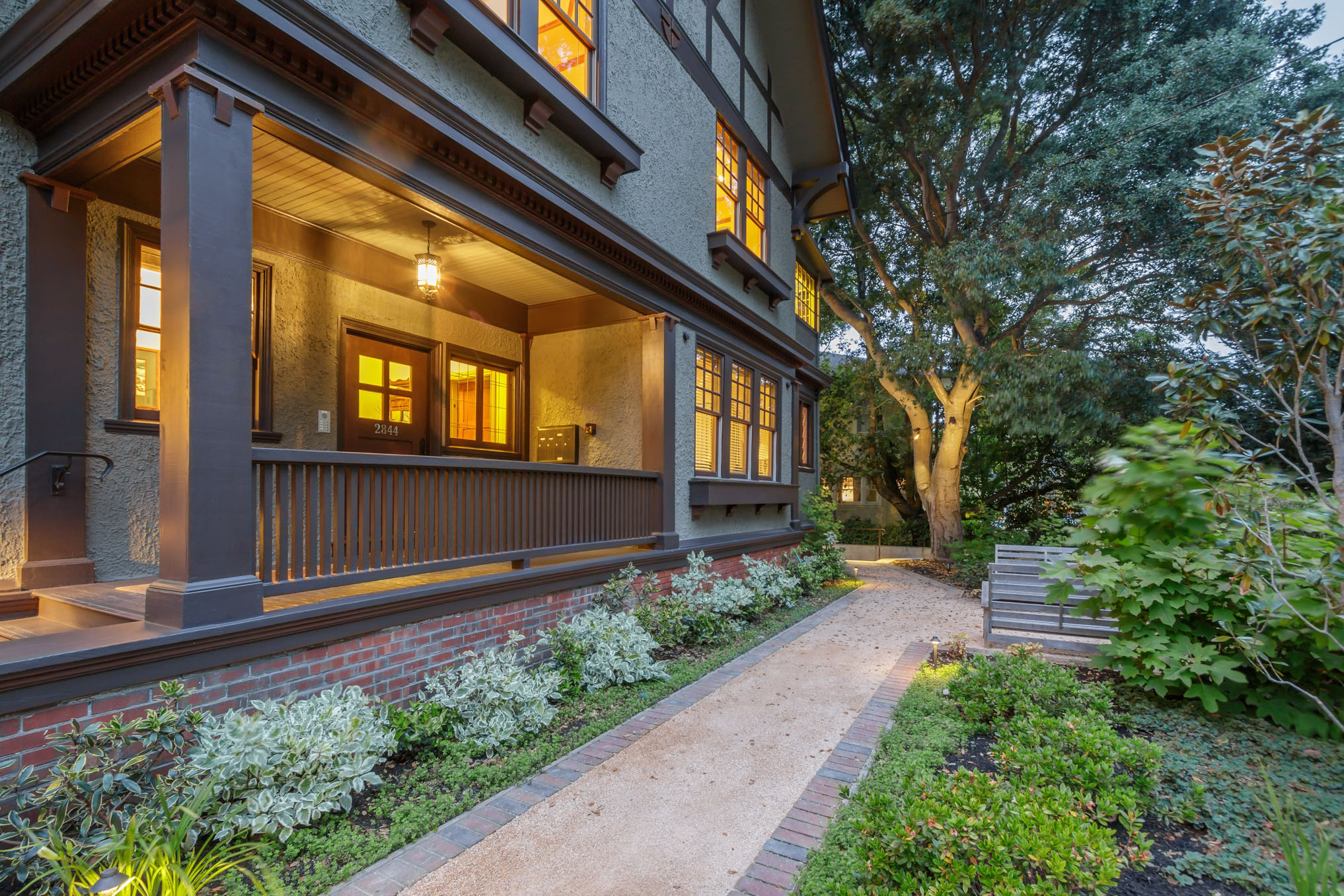  2844 Woolsey St, Berkeley—Condo in historic Tudor house—Andy Read Realtor—Photo 11
