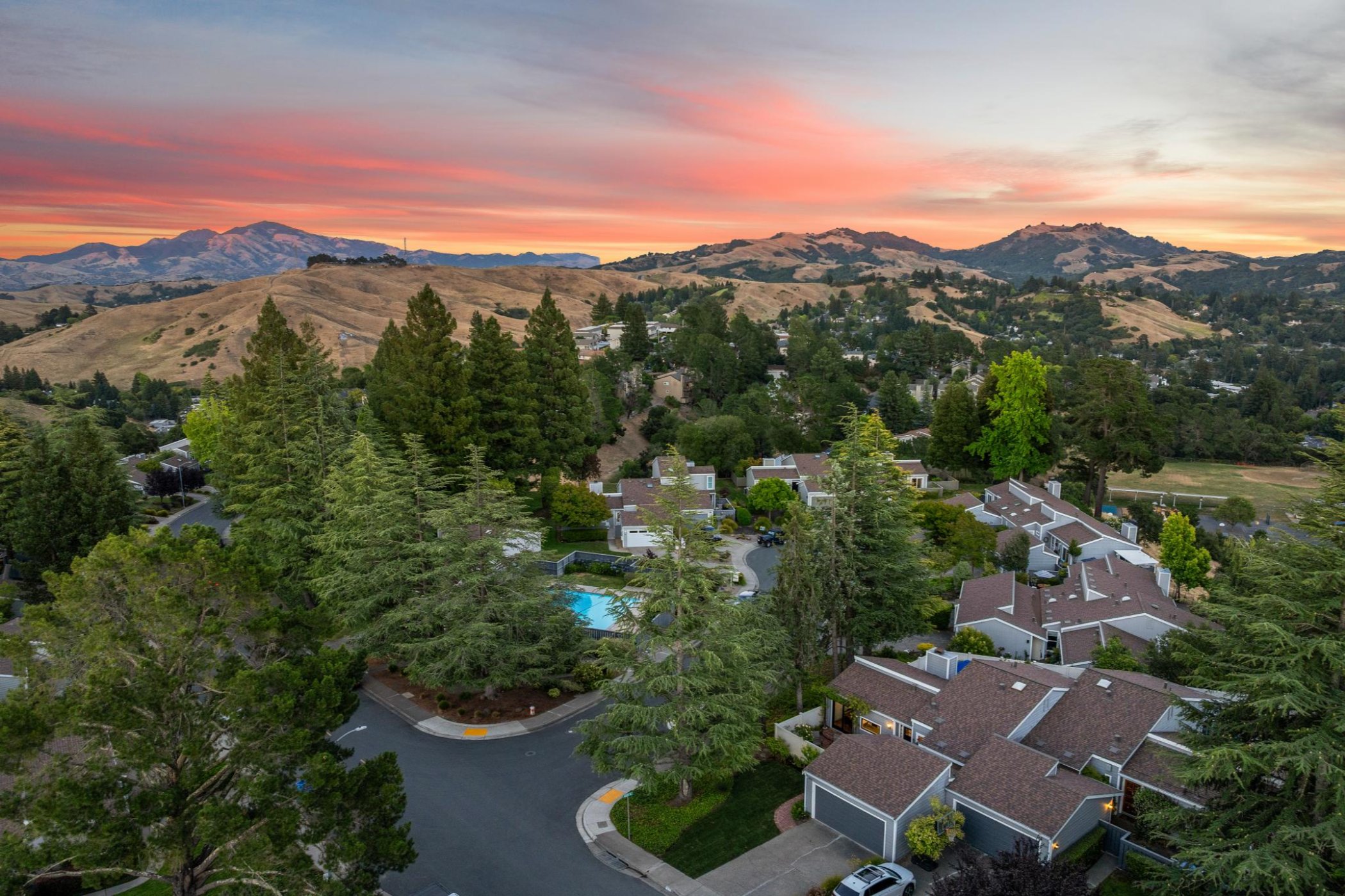  1912 Ascot Drive, Moraga - single-story home in Ascot Highlands atop Mulholland Ridge surrounded by open space and valley vie—Andy Read Realtor—Photo 20